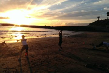 Sport am Strand von Fanabe. Das perfekte Training mit Sonne und Meer.